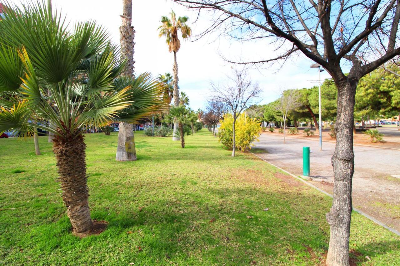 Global Properties, Los Claveles - Practico Apartamento Con Wifi En Puerto De Sagunto Exterior photo