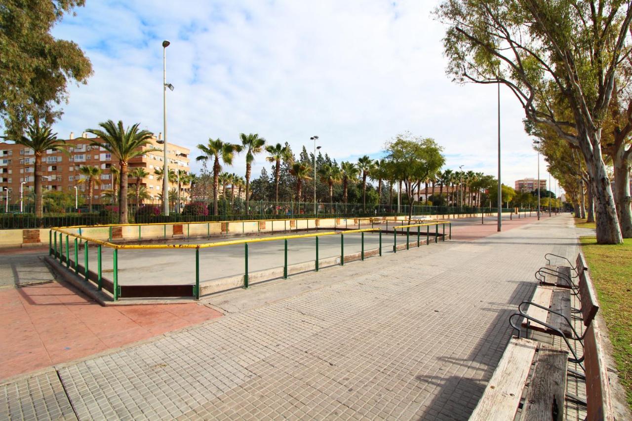 Global Properties, Los Claveles - Practico Apartamento Con Wifi En Puerto De Sagunto Exterior photo